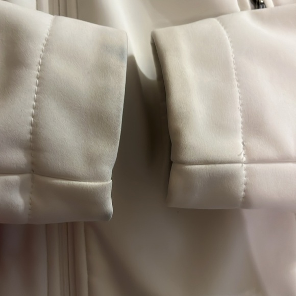 Women's The North Face Windwall waterproof zip up jacket - Picture 10 of 12